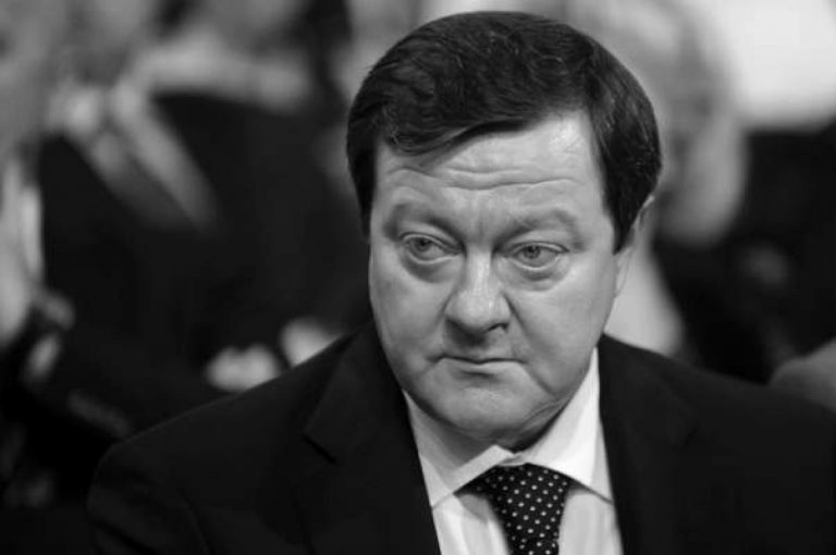 A murit Sorin Frunzăverde, 59 de ani, fost ministru și vicepreședinte PNL