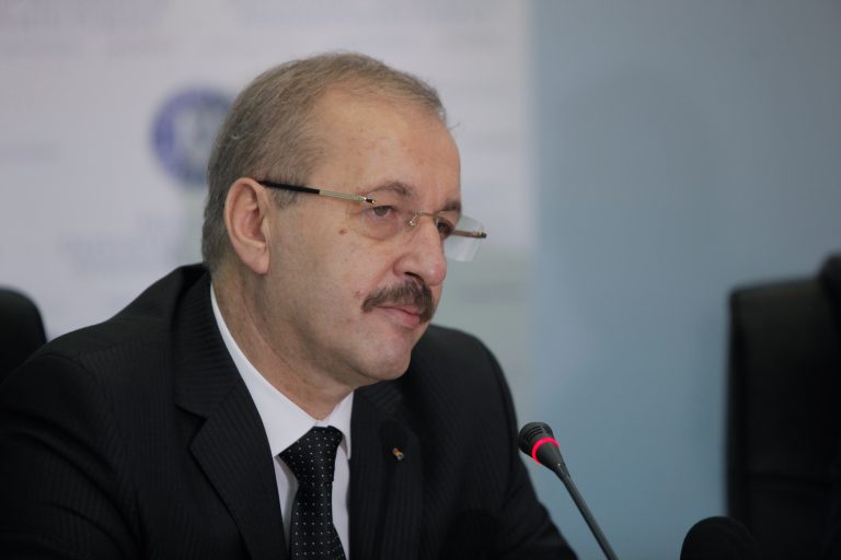 Dîncu, ultimatumul pentru semnarea contractului privind corvetele