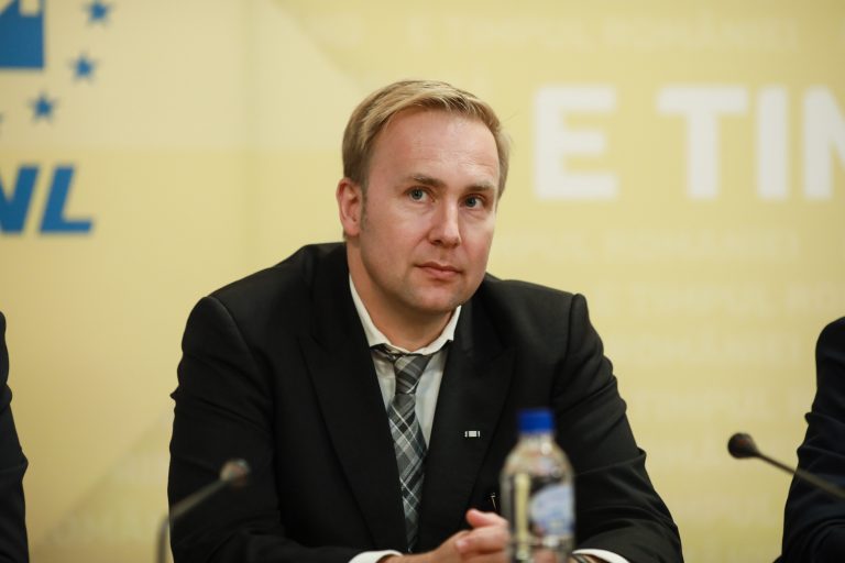 Ministrul Sănătății anunță că s-ar putea tăia legături cu alte țări din Europa, afectate de coronavirus