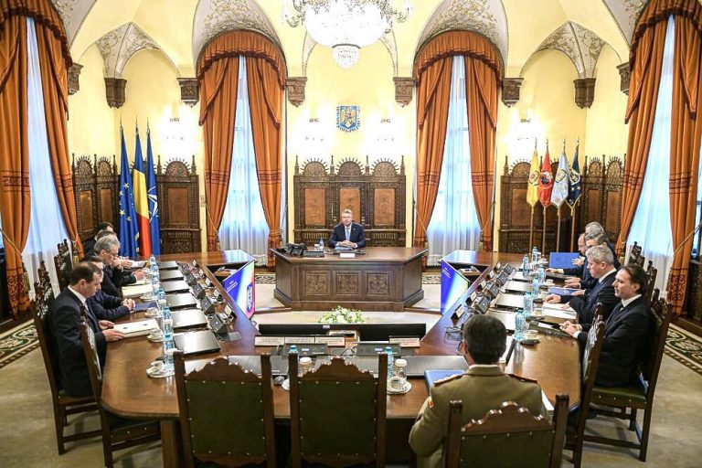Ședință CSAT pentru strategia națională de vaccinare anti-Covid