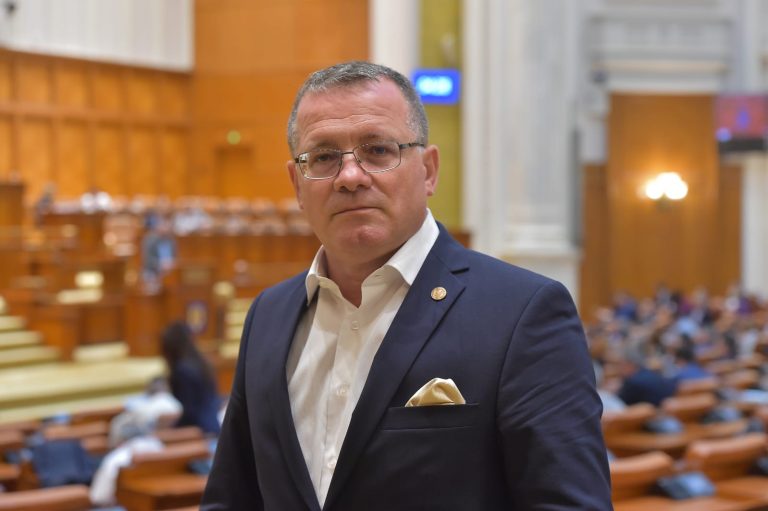 Adrian Oros, despre pesta porcină: Suntem în pericol de a ne închide pe ani de zile tot exportul