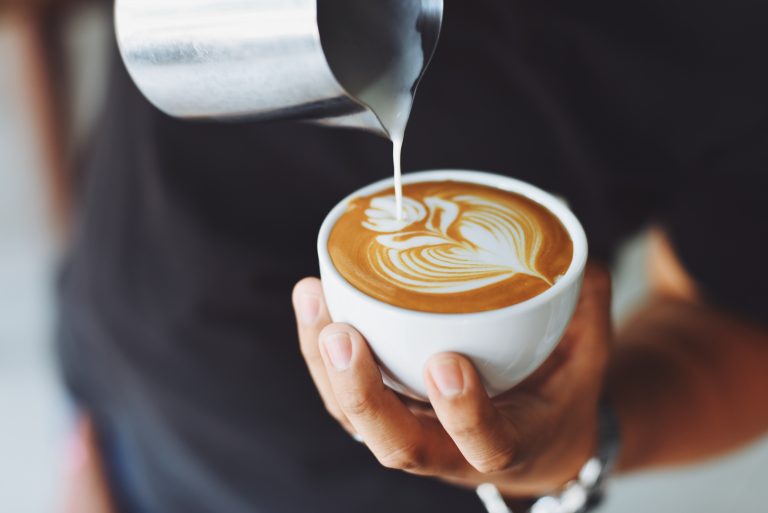 Romanian ‘5 to go’ wins prize for best coffee chain in the region