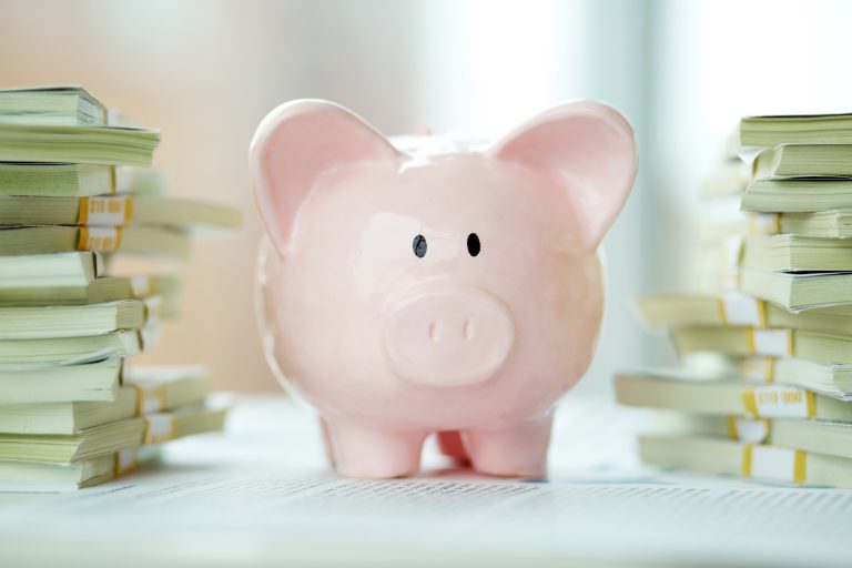 72.000.000 lei, suma cheltuită de candidații la prezidențialele de anul acesta. Cine a dat cel mai mult