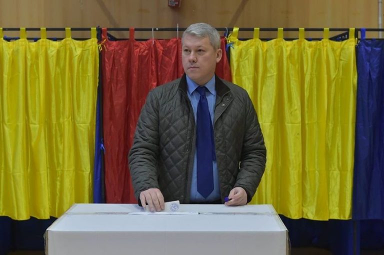 Alegeri prezidenţiale 2019. Ministrul Justiţiei: „Acum 30 de ani românii au luptat pentru libertate, inclusiv pentru a vota liber”
