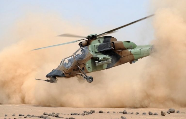 Tragedie militară în Mali: 13 militari francezi din cadrul Operaţiunii Barkane, morți într-o coliziune între două elicoptere