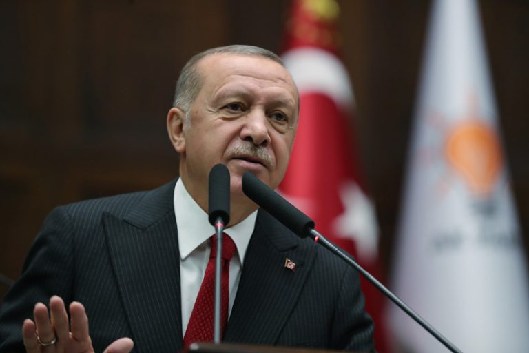 Erdogan creşte salariile bugetarilor cu 45%, cu câteva zile înainte de alegeri