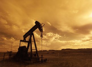 eToro: Negocierile de pace dintre SUA și Iran și armistițiul încheiat săptămâna trecută au calmat piețele petroliere