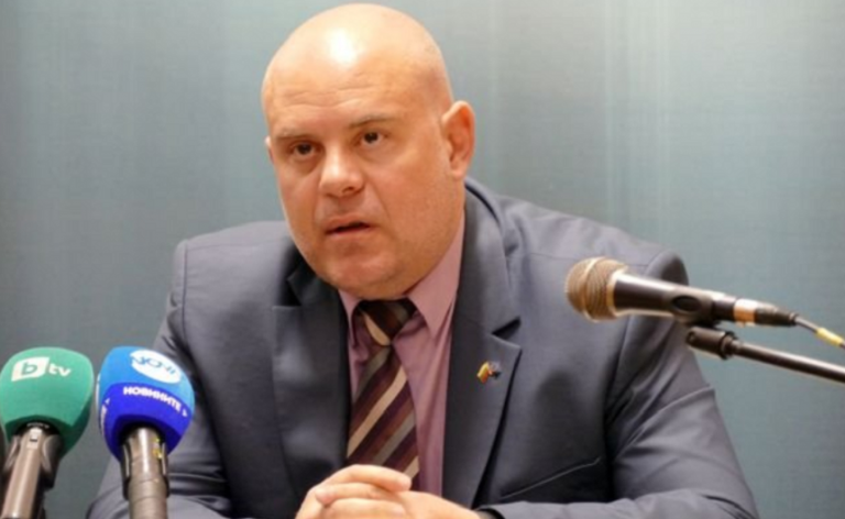 Made in Bulgaria: Ivan Gheşev, acuzat de „legături cu oligarhia”, confirmat în funcţia de procuror general, în ciuda protestelor