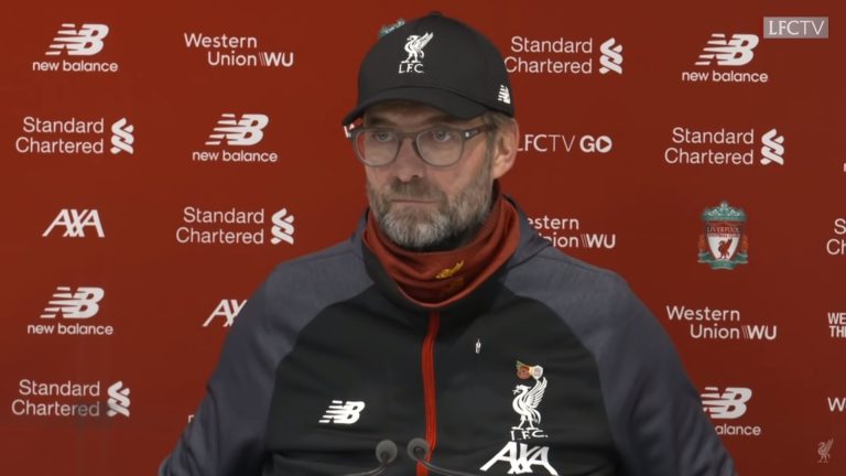 Un clop pentru Klopp. Cum a reacționat antrenorul lui Liverpool la cadoul primit din România