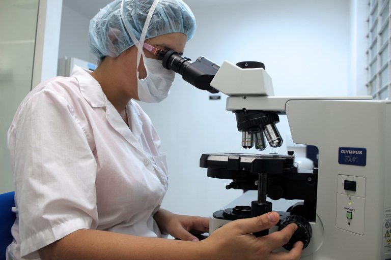 Oameni de știință din Israel susțin că au descoperit „călcâiul lui Ahile” al celulelor canceroase