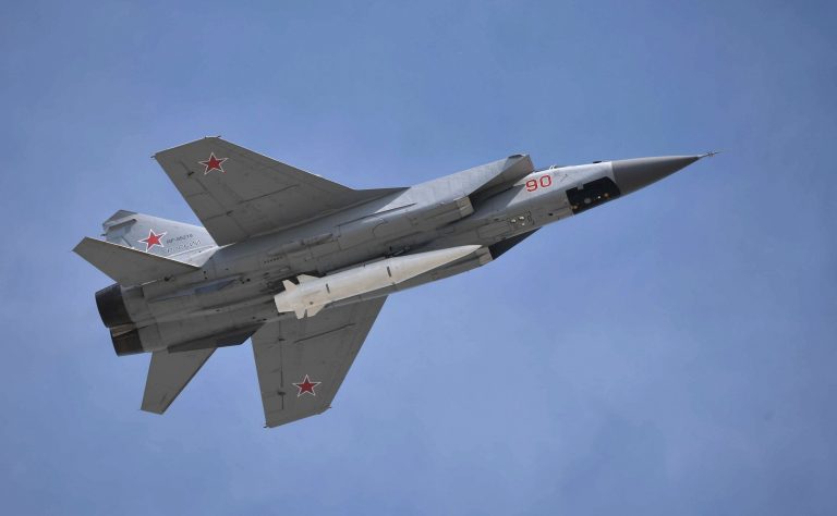 Rusia a testat racheta hipersonică pe care Putin o numește „arma ideală”