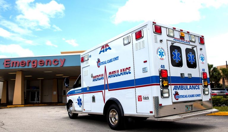 Sindromul ambulanței care răpește a ajuns și în SUA