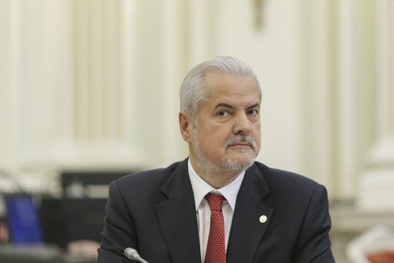 Cum comentează Adrian Năstase prestația lui Marcel Ciolacu la alegerile de duminică