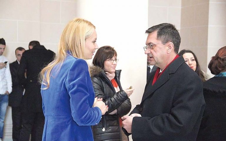 Descurcăreții soți Vișoianu. De ce și-a schimbat numele soțul consilierei ministrului Educației