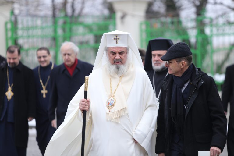 Slujbe de pomenire pentru eroii Revoluției în toate bisericile şi mănăstirile ortodoxe