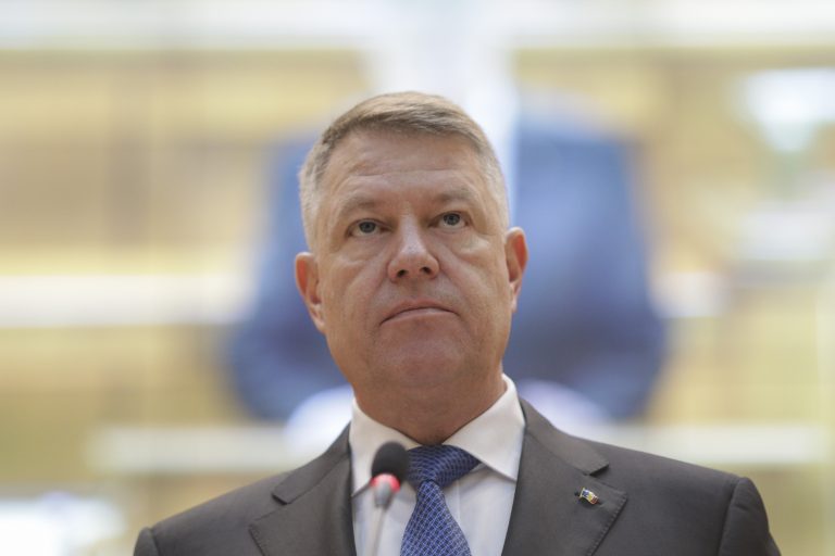 Klaus Iohannis: Cea mai mare dezonoare pentru istoria României postcomuniste este că nu am aflat încă adevărul despre crimele odioase săvârşite la Revoluţie