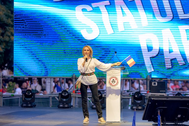EXCLUSIVE: Anti-discrimination council asks Bucharest mayor to explain “black people’s bar” comments