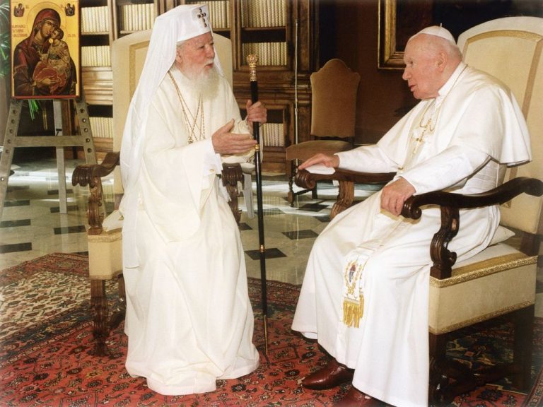 Primarul Gabriela Firea vrea să schimbe numele Parcului Unirii în Parcul Teoctist Patriarhul
