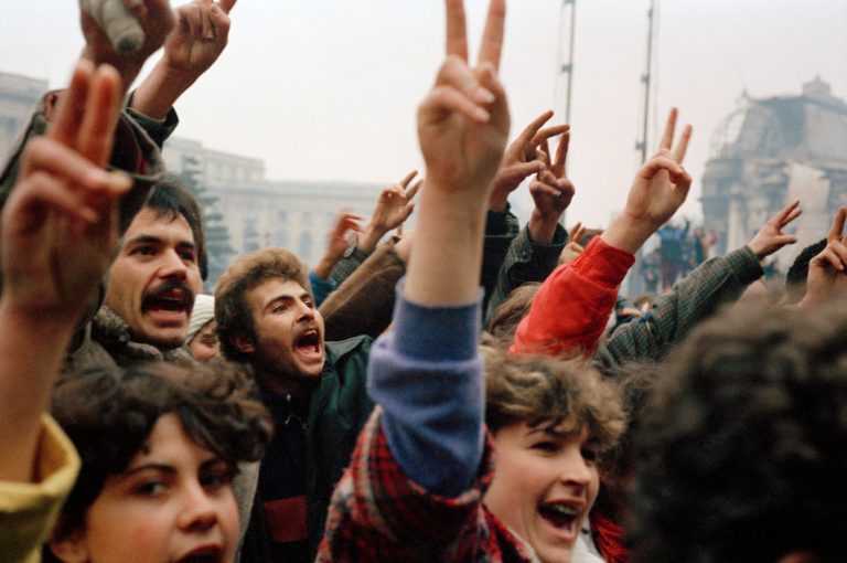 Instantaneele Revoluției – fotografii din decembrie 1989 în arhivele străine (II)