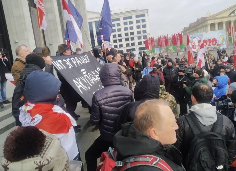 VIDEO | Proteste în Belarus. Manifestanții îl acuză pe Lukașenko că pune țara sub ocupație rusească