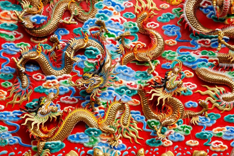 Dragonul chinez se încolăcește în jurul Europei Centrale și de Est. Cine a deschis ușa larg avansului Chinei în România