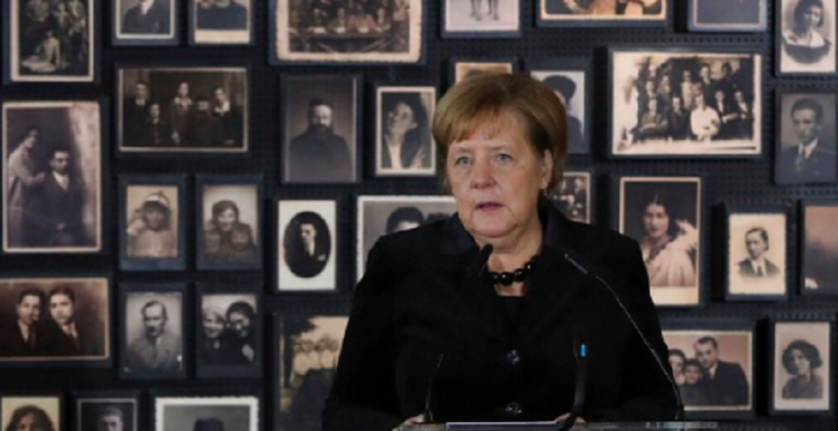 Merkel, discurs la Auschwitz: Amintirea crimelor naziste este „inseparabilă” de identitatea germană