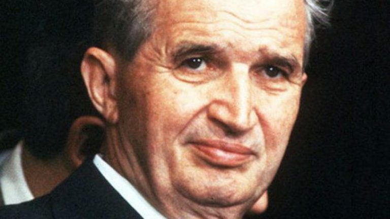 SONDAJ CURS – Opiniile românilor despre Nicolae Ceaușescu și viața înainte de Revoluție