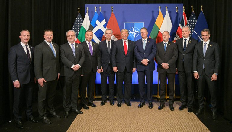GALERIE FOTO Donald Trump, mereu aproape de Klaus Iohannis