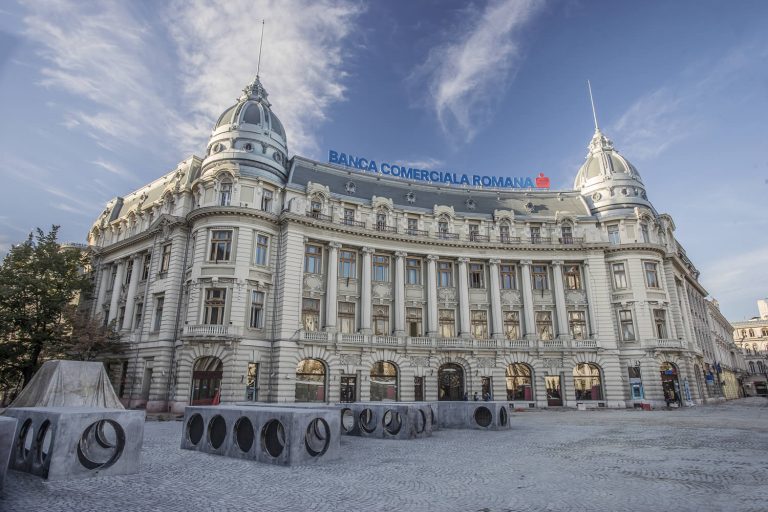 Romania’s BCR bank sells historic palace for ’25-35 million euros’