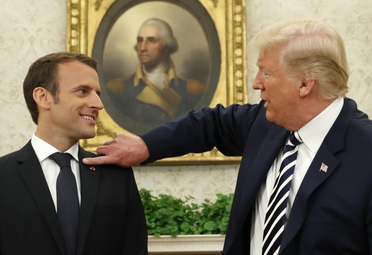 Trump către Macron: Nu doriți niște luptători ISIS? Vi-i pot oferi. Puteți lua câți doriți