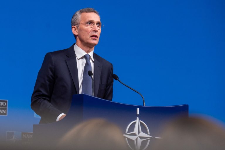 Analiză Reuters: NATO se zbate să-şi găsească un nou lider. Mai multe nume sunt vehiculate în culise, dar este posibil şi un alt scenariu