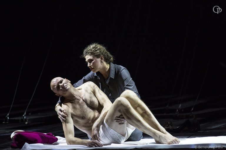 VIDEO | Opera din Paris, în faţa celei mai lungi greve din istorie
