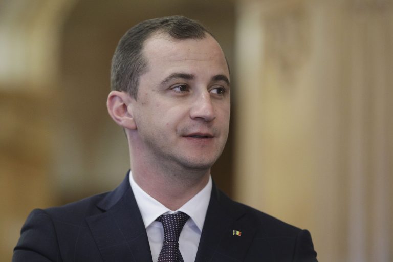 Simonis, despre textul privind Pilonul II de pensii: La nivelul grupurilor parlamentare ale PSD nu a circulat