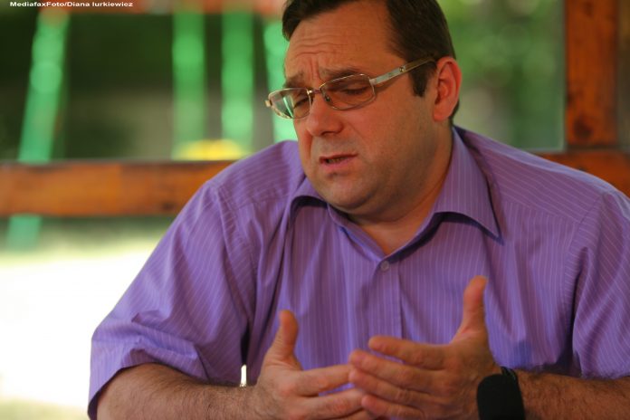 Fost deputat PSD, condamnat pentru corupție, contestă în instanță desființarea institutului lui Iliescu. Nu-și mai poate plăti ratele