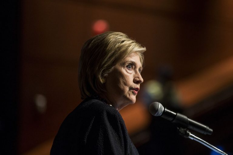 Hillary Clinton: SUA nu îşi pot permite încă patru ani cu Donald Trump