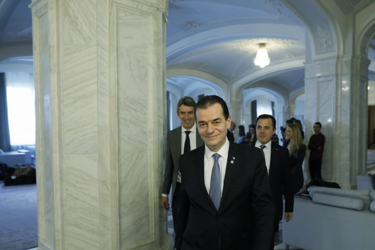 Guvernul a trimis la Parlament proiectul privind alegerea primarilor în două tururi. Principalele prevederi din document