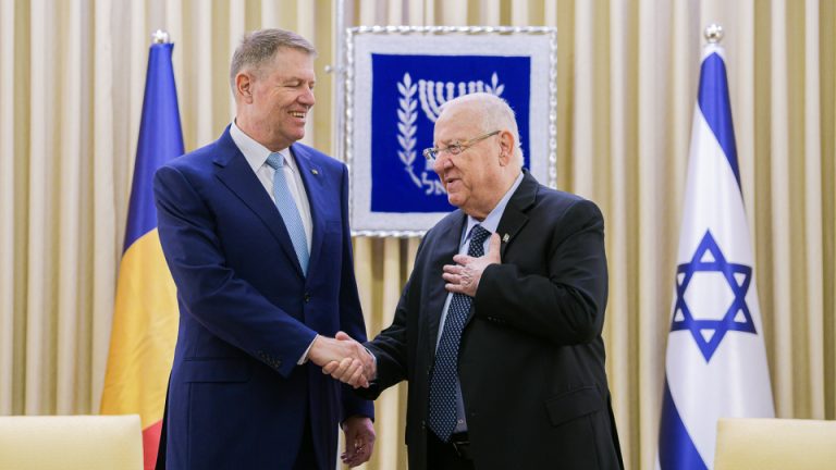 Klaus Iohannis, în Israel: România – angajată să continue susţinerea constantă privind prezervarea memoriei Holocaustului şi combaterea antisemitismului