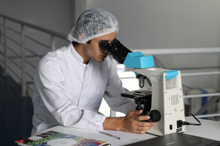 China: noul virus care provoacă pneumonie s-a răspândit în mai multe oraşe. Primul caz și la Seul