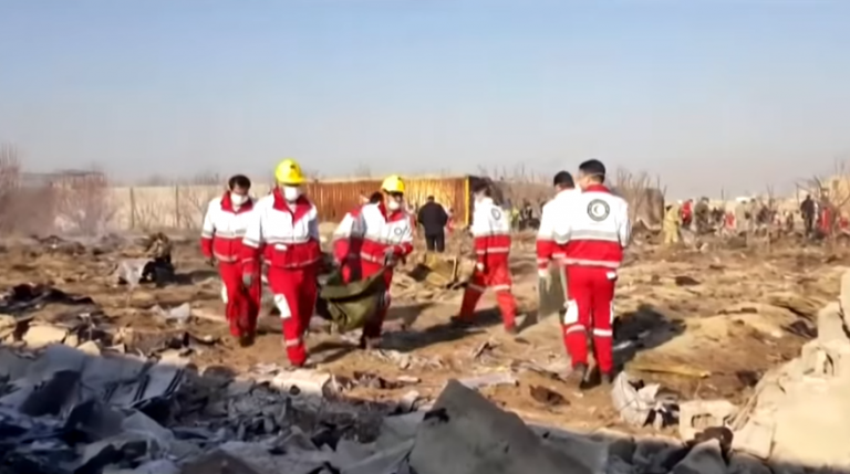 NEWS ALERT. Ipoteză de lucru: avionul prăbușit în Iran, posibil doborât de o rachetă