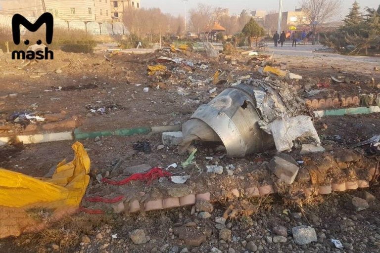 Tragedia aviatică din Iran | Premierii Canadei și Marii Britanii întăresc ipoteza prăbușirii aeronavei în urma unei lovituri de rachetă iraniană