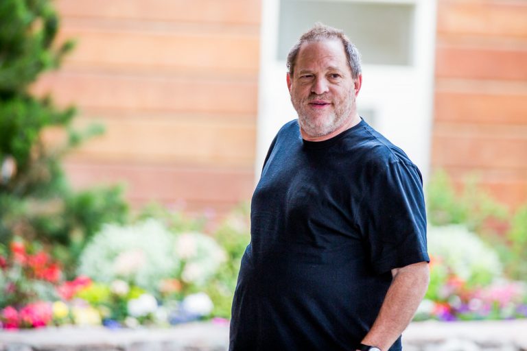 Harvey Weinstein a fost arestat după ce a fost găsit vinovat de agresiune sexuală şi viol