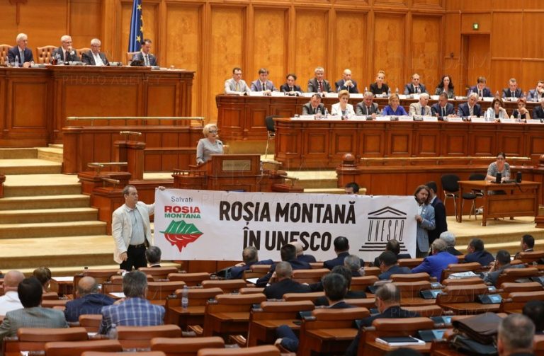 Romanian government moves to list Roman gold mine at center of arbitration dispute as UNESCO heritage site