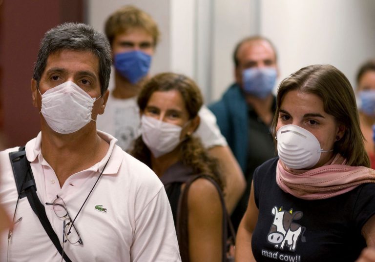 Român din Spania – suspect de infectare cu coronavirus, după ce a călătorit în China