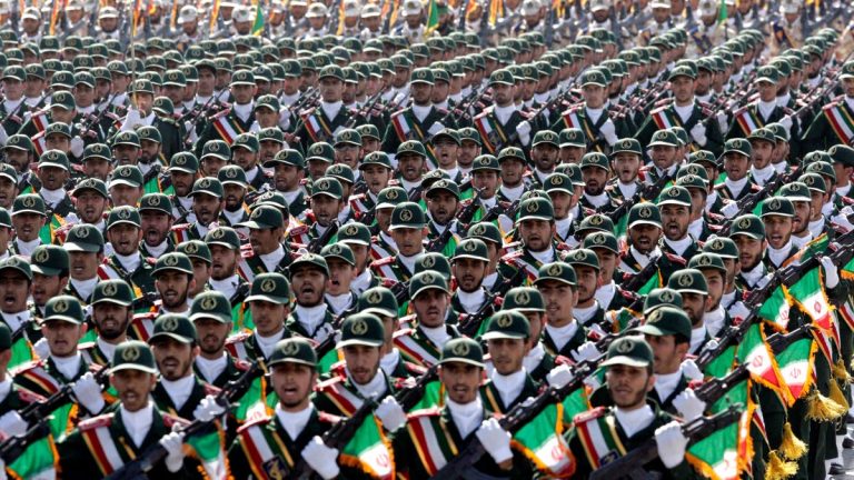 Parlamentul iranian creşte bugetul Gardienilor Revoluţiei. Sumă uriaşă, alocată pentru aplicarea unei „răzbunări grele” împotriva SUA