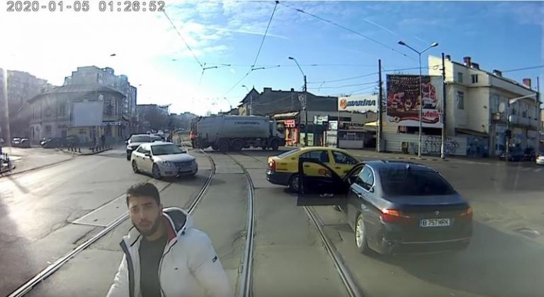 Șmecher cu BMW, caut vatman. Rog seriozitate