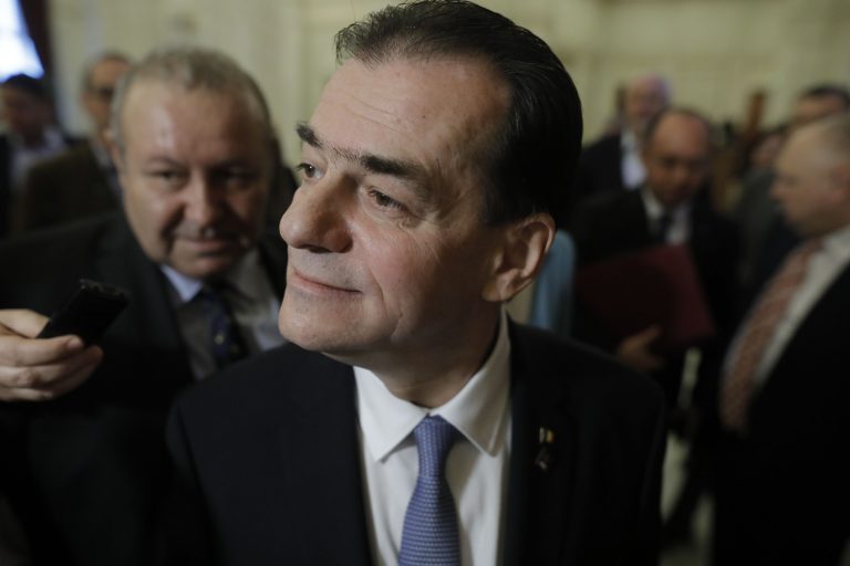 BREAKING NEWS | Moțiunea de cenzură a trecut, Guvernul Orban a picat
