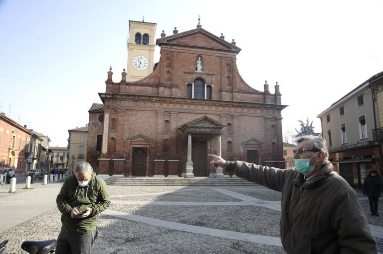 Româncă din Italia, afectată de coronavirus: Vrem să ne întoarcem în România. Stăm în casă de ieri, ni s-a spus că e mai bine să nu ieșim