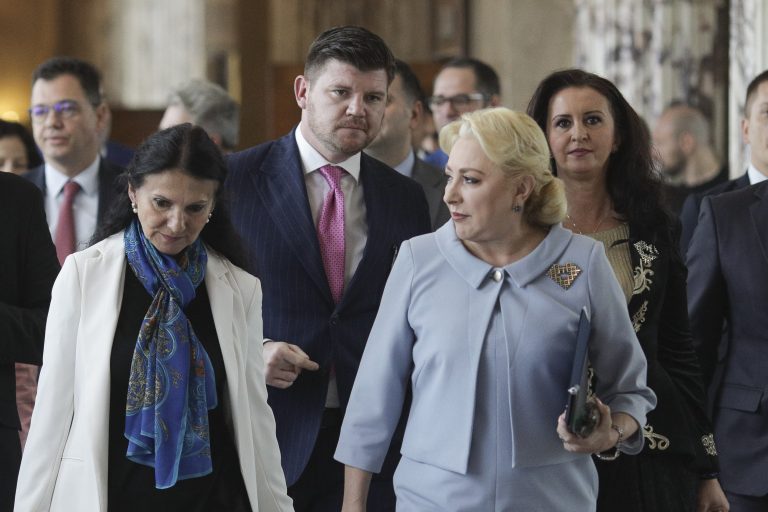 Fost ambasador: Nu te angajai în spital „fără a plăti o mită Sorinei Pintea”. Oamenii știau și că nu e singură
