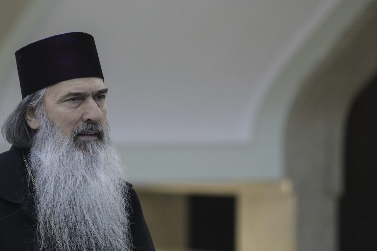 Romania acquits top bishop of embezzling European Union funds