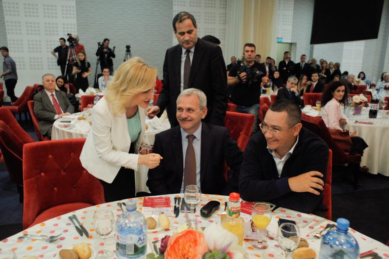VIDEO | „Așa se fură la localele 2020” USR-PLUS a sesizat DNA pentru „fabrica de semnături false” în beneficiul lui Firea și Florea